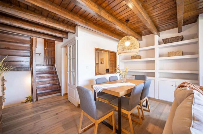 Casa Catania-Acogedora Casa Con Impresionantes Vistas-Fibra Optica Villa Salardú Buitenkant foto